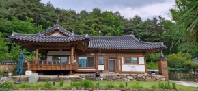 Gurye Sosandang Pension Hanok